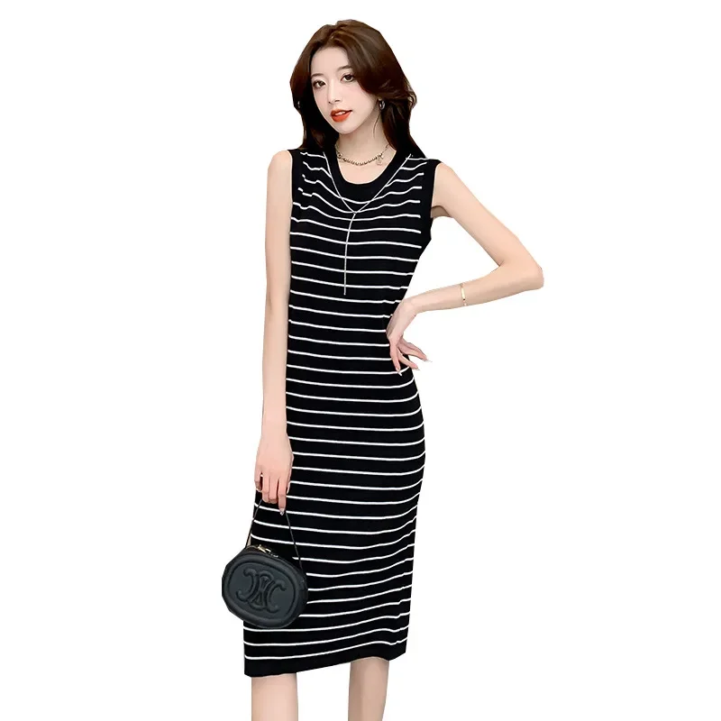 2024 новое летнее женское полосатое вязаное платье без рукавов средней длины