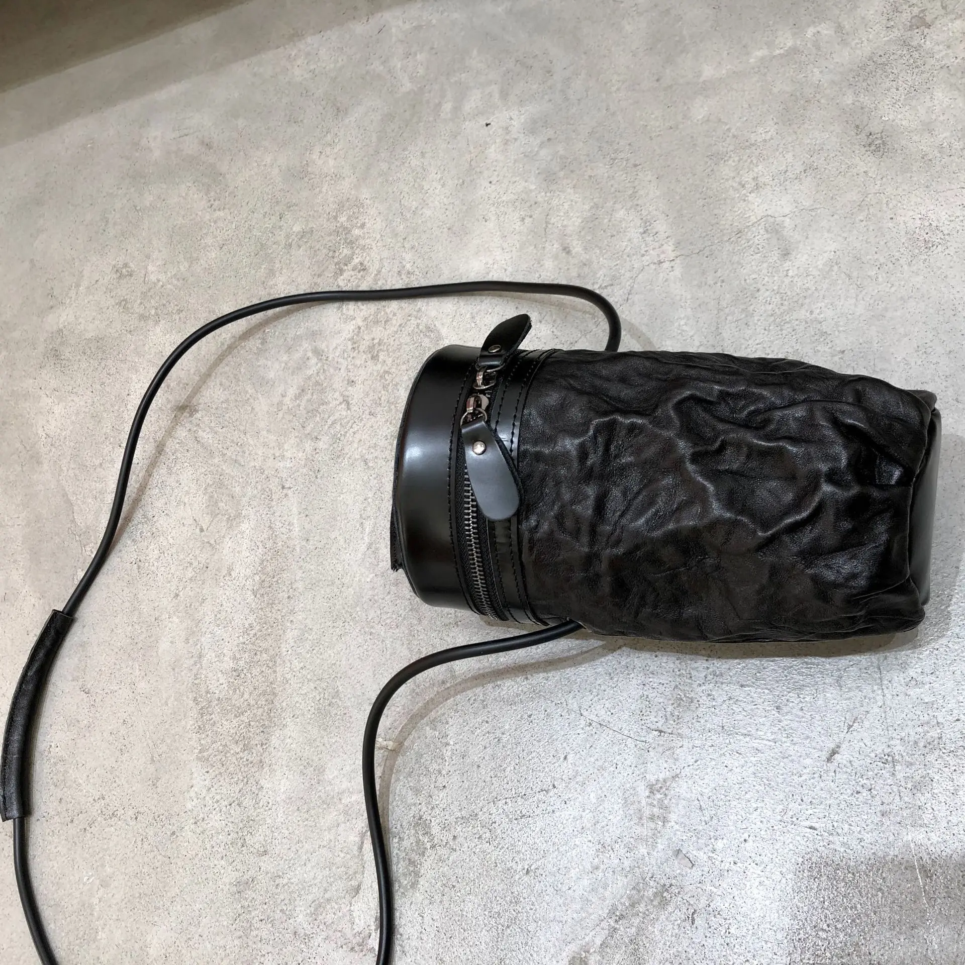 Рисунок 3 - Роскошная брендовая кожаная сумка