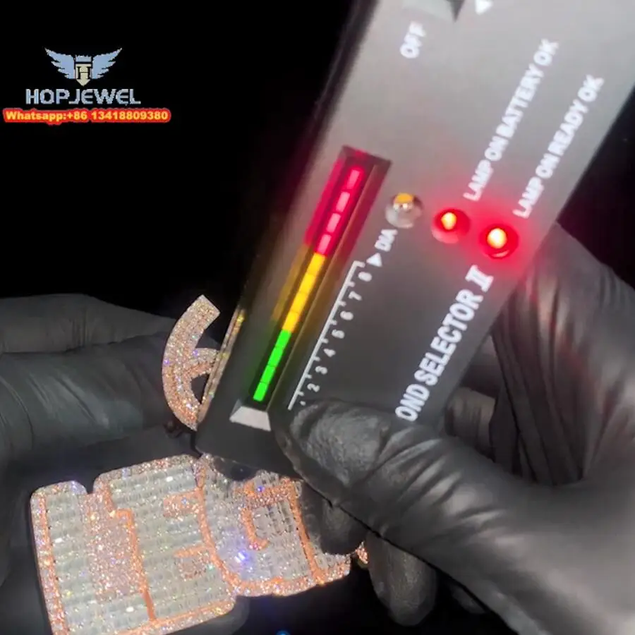 Рисунок 2 - Цепочка JEWE с уникальным бриллиантовым муассанитом