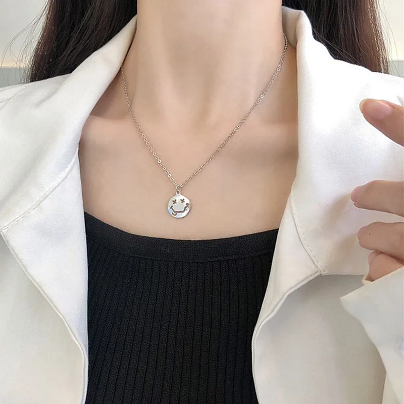 

Punk Women Men Neck Chain Smiley Face Necklace Gothic Couple Jewelry Korean Fashion Chain Pendant Necklaces
