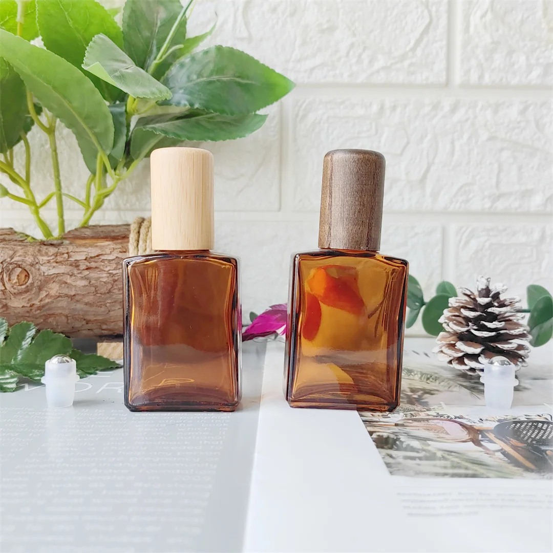 Пустая Посеребренная стеклянная бутылка 30 мл с серебристой крышкой-распылителем