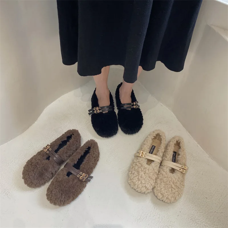 

Повседневная женская обувь, женская обувь без шнуровки, модные лоферы, меховое платье, слипоны, Мокасины, новинка зимы 2022, однотонные, на шну...