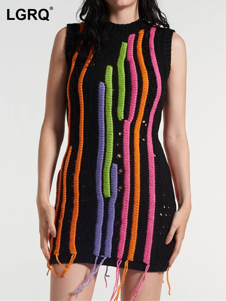 

LGRQ Fashion Women's Knitted Tops New O-neck Sleeveless Patchwork Hollow Out Knitting Sweater Female Tide Autumn 2023 19J2662