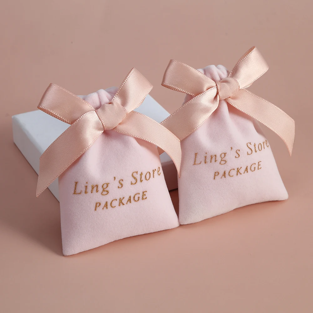 

50 Personalized Logo 7x9cm 10x12cm Velvet Jewelry Gift Bag With Ribbon Christmas Wedding Favors For Guests Candy Goodie Packing