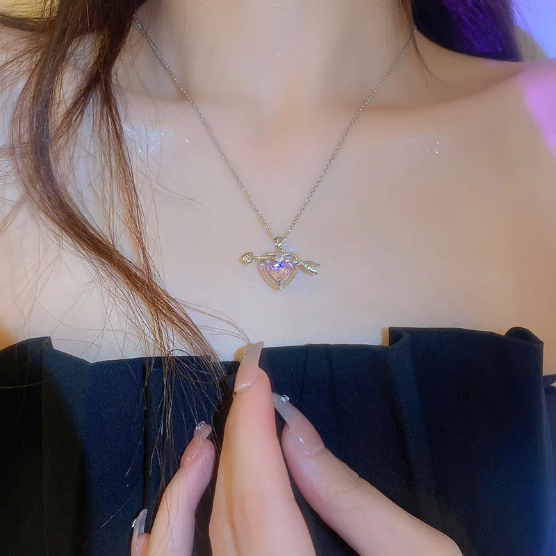 

New Cupid's Arrow Pink Zircon Love Necklace One Arrow Piercing the Heart Clavicle Chain For Women Wedding Jewelry Birthday Gifts