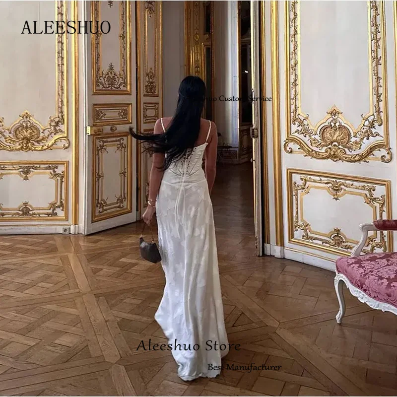 Рисунок 5 - Женское прямое вечернее платье на бретельках