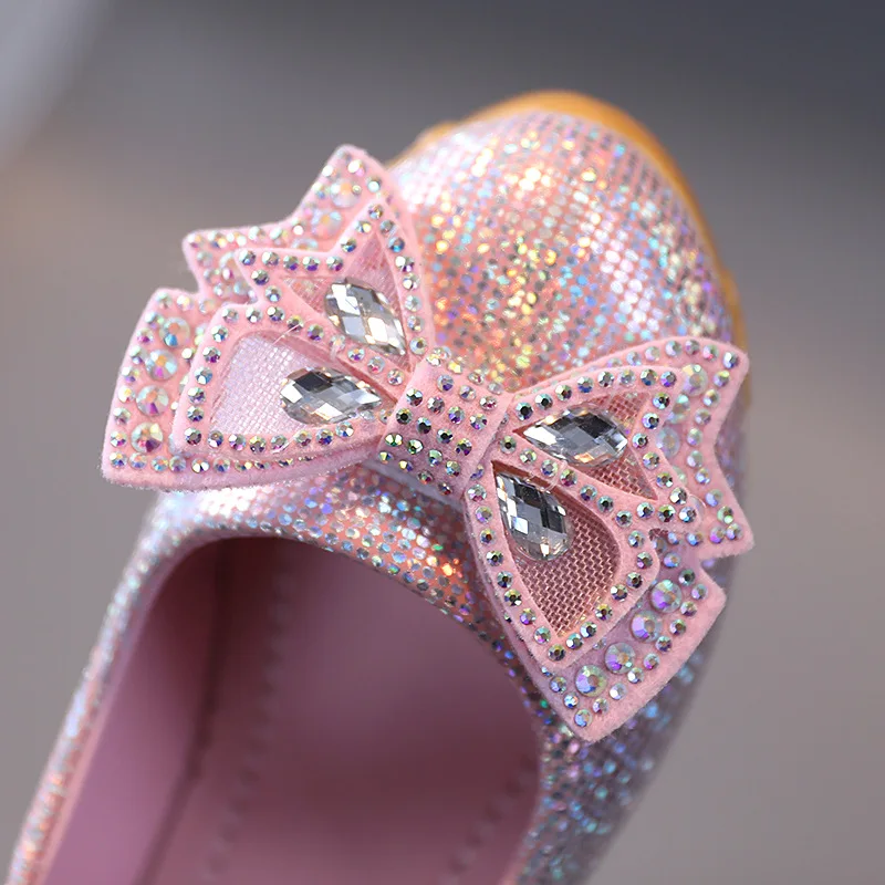 Рисунок 4 - Туфли принцессы с кристаллами для девочек