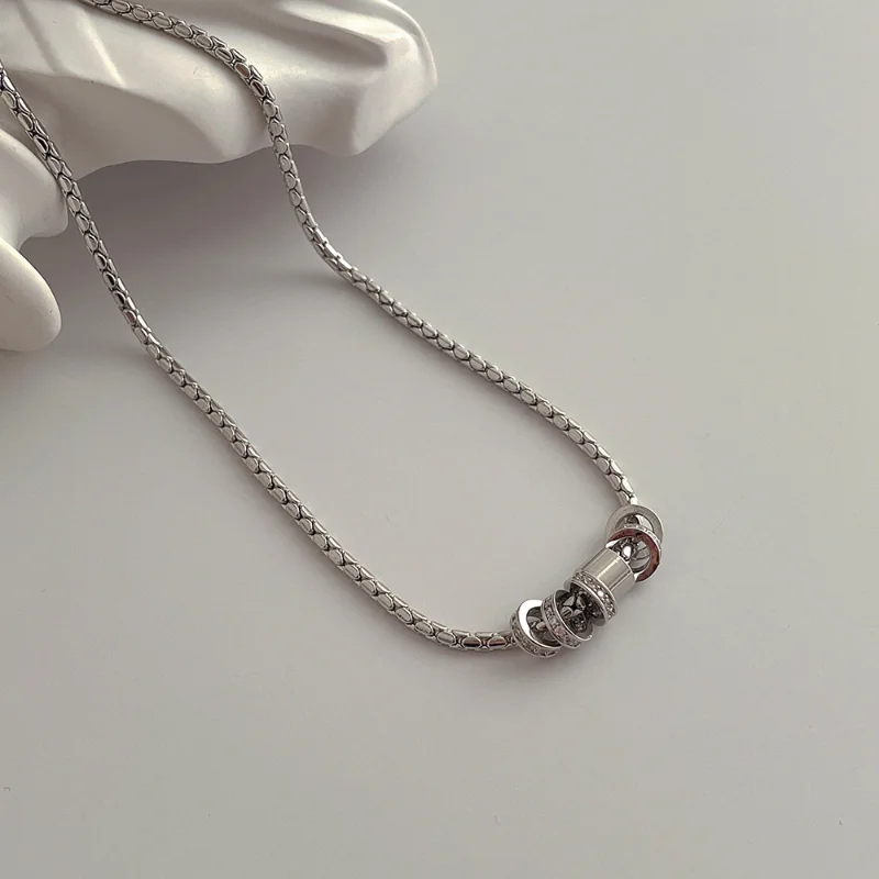 Draweye Couple Jewelry for Women Metal Korean Fashion Simple Vintage Pendant Necklaces Basic Ins New Round Chokers