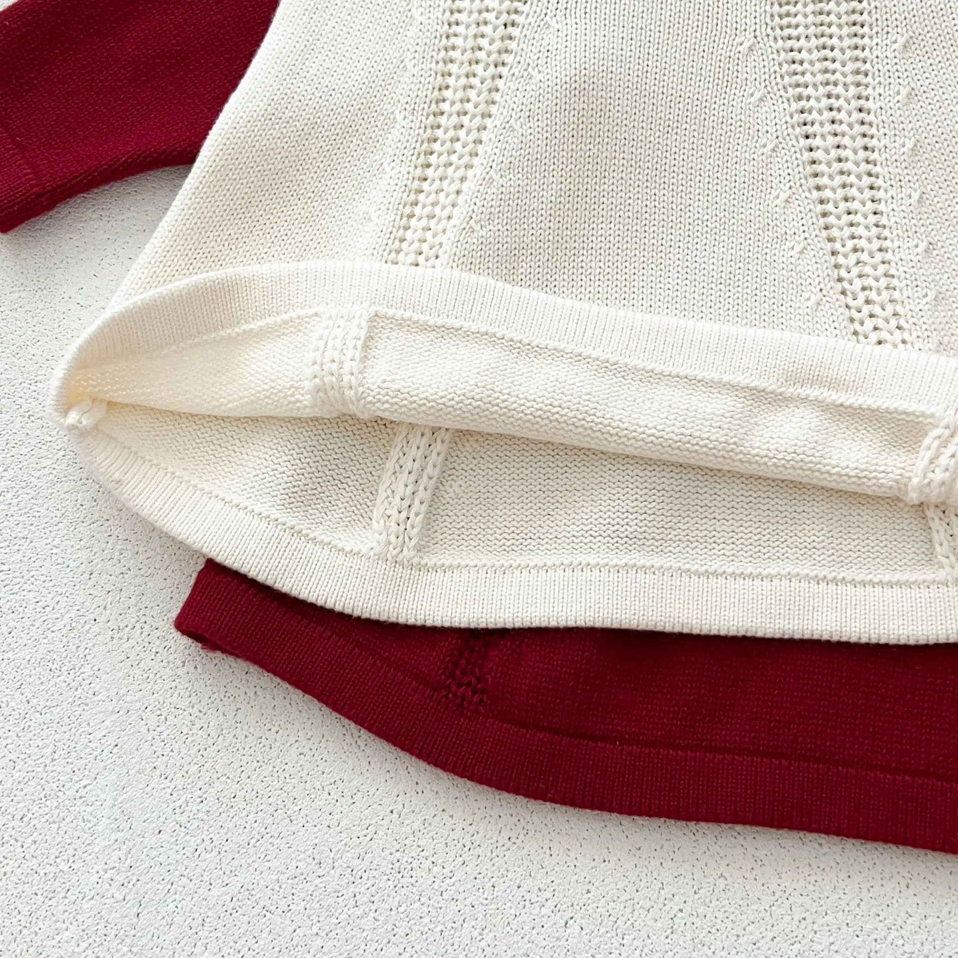 Детское вязаное платье