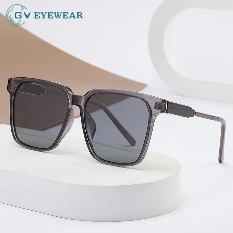 

GV Eyewear 2022 Women's Trendy Fashion Sunglasses Korean Style Square Frame Elegant Eyewear Outdoor Female Vitange Eyeglasses