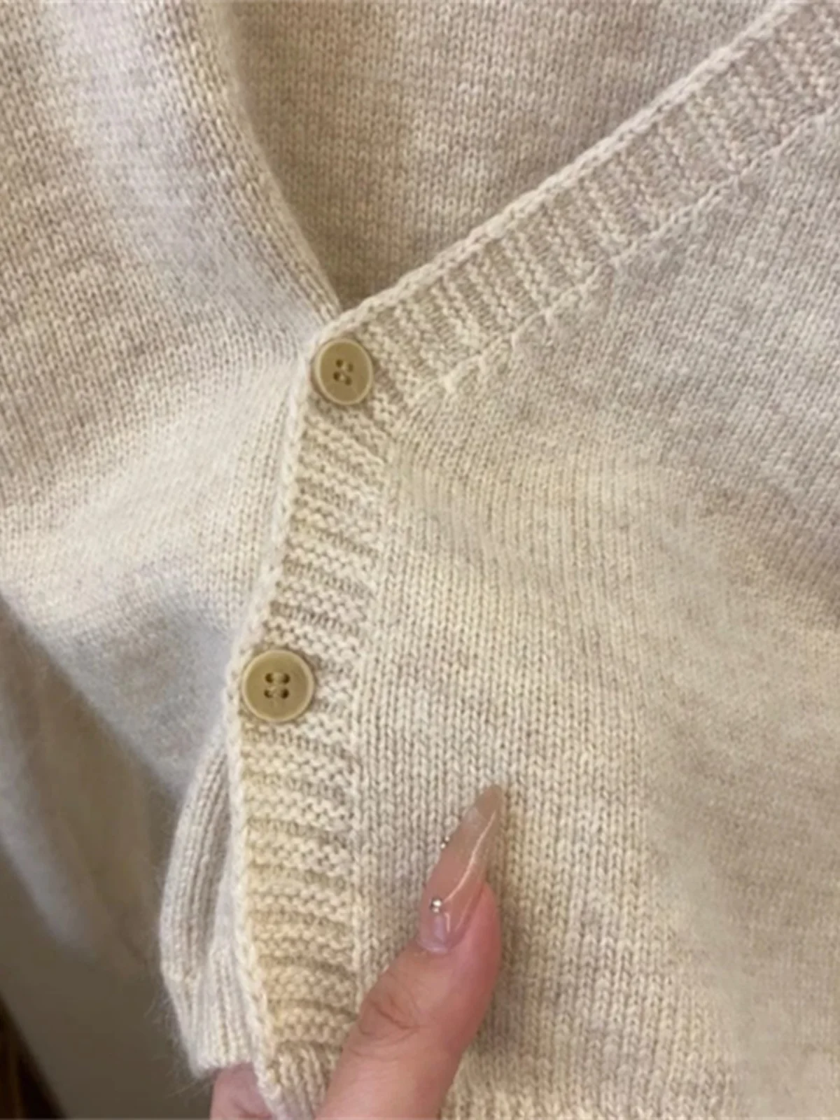 KK · Studio Selected Recommend ~ French sle Gentle Sle High-Grade Irregular round Neck with Holes Knit Sweater