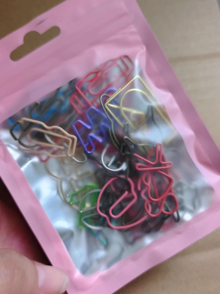 

Скрепки металлические 30 шт.