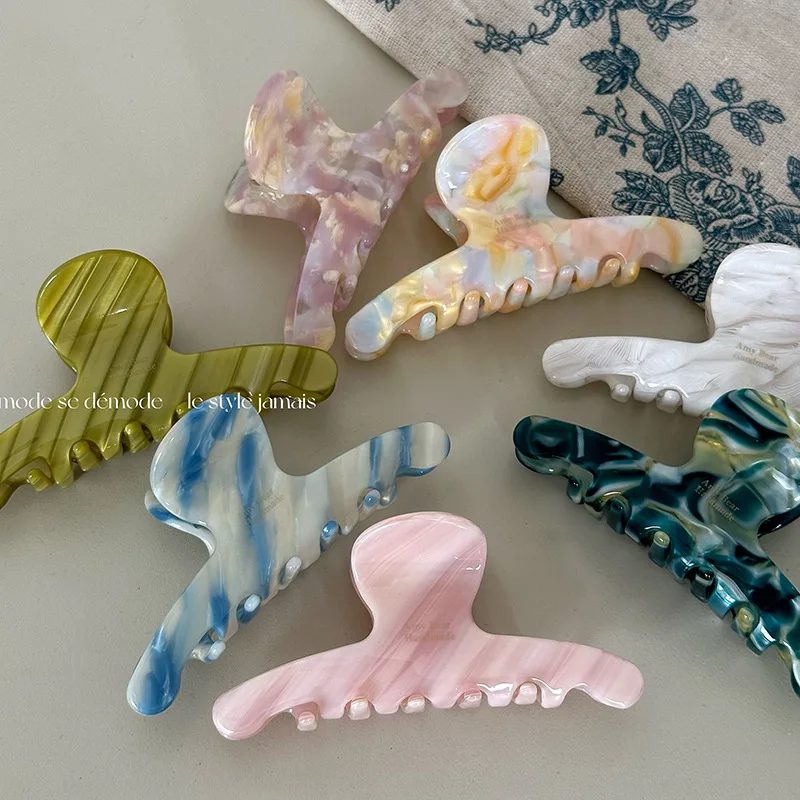 One Line Grab Clip Retro Elegant  Illusion Color Versatile Hair Clip Back Head Spoon Headwear