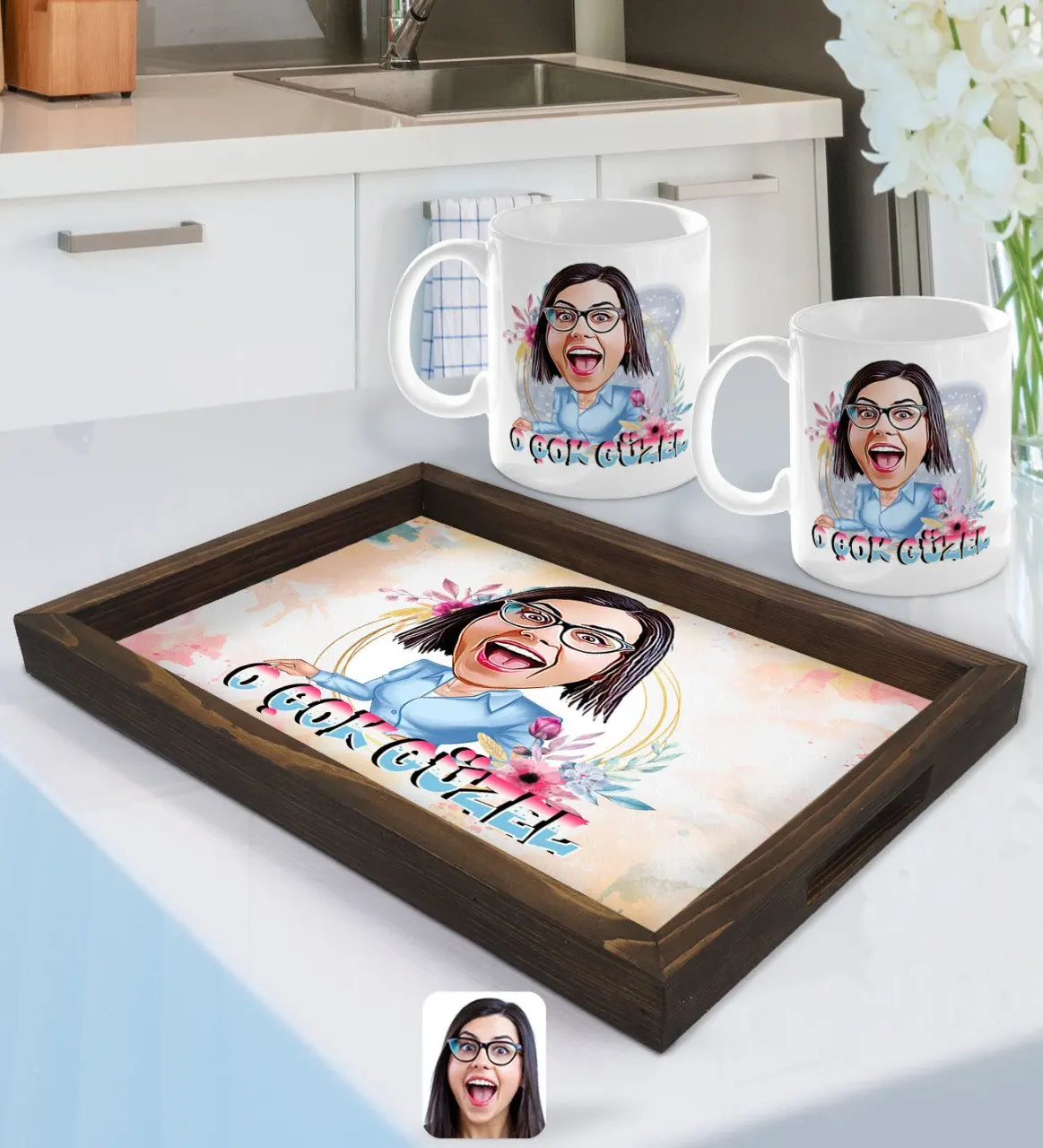 

Изготовленная по индивидуальному заказу, очень красивая карикатура для фотографий и кружка для двух групп