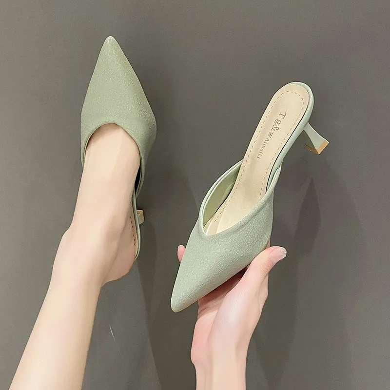 

Женские туфли с острым носком, роскошные шлепанцы, на тонком среднем каблуке, дизайнерская обувь для девушек, лакированная кожа, базовая ткань, 2023
