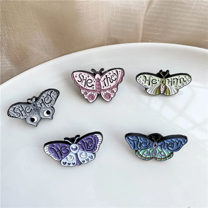 Мультяшная розовая синяя эмалированная брошь в виде бабочки свежие милые лунные