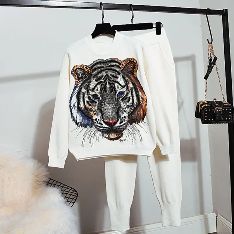 Trendy Women Two-piece Suit Beading Tiger O-neck Pullovers Knitted Sweater Top + Elastic Waist Casual Harem Pants Knitsuits 2022