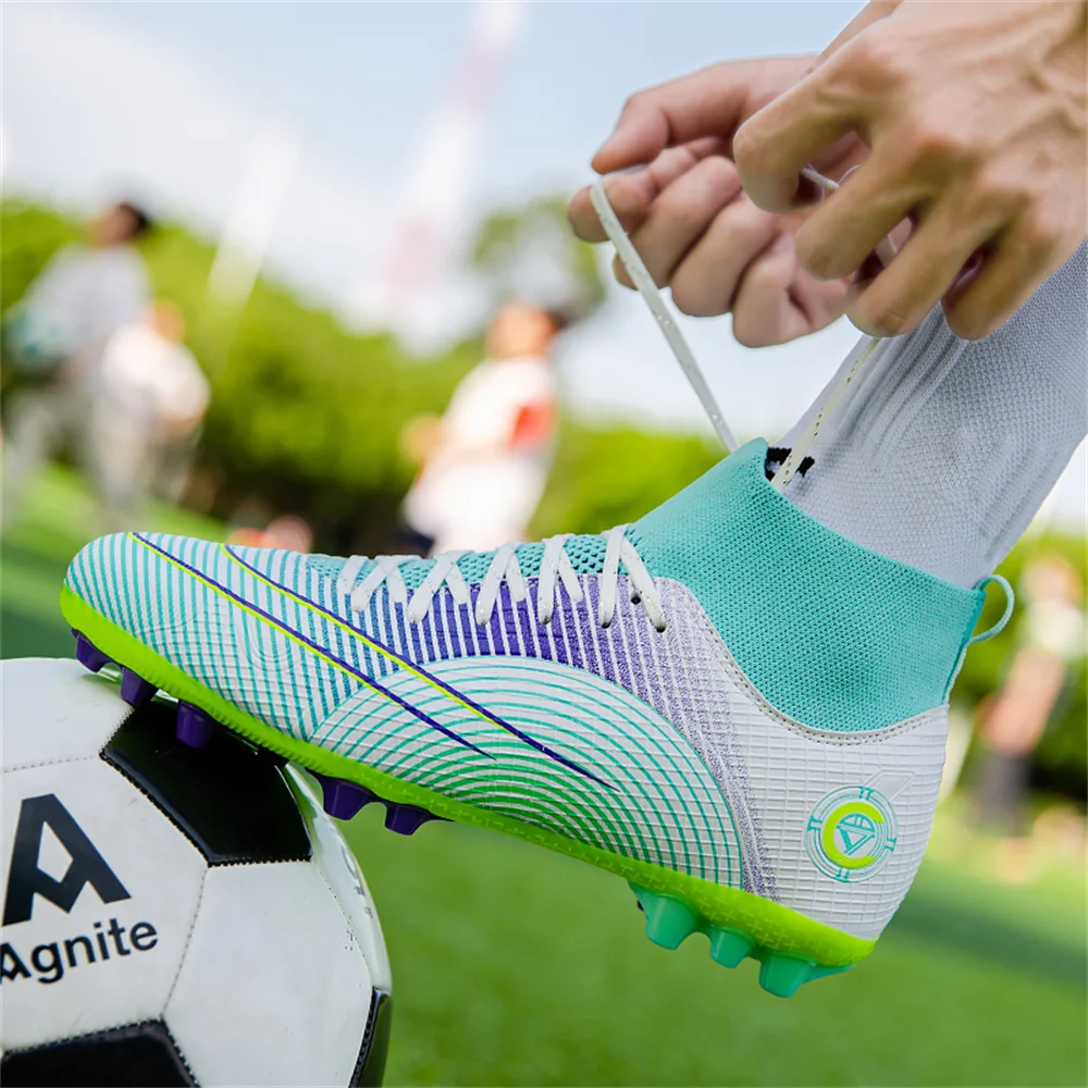 Рисунок 5 - Кроссовки футбольные мужские