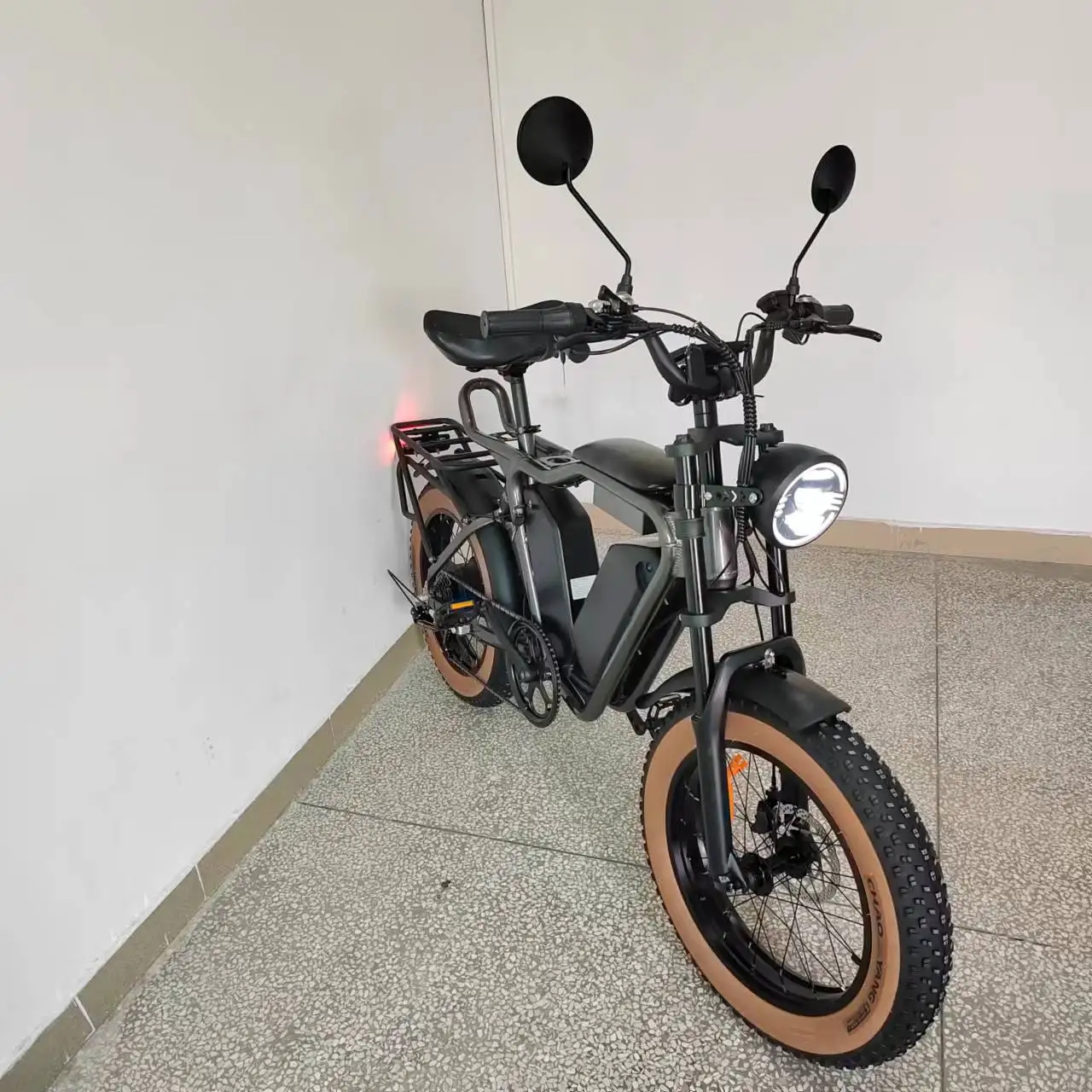

Hot Selling 52V1000W Bafang Double Motor Lithium Battery 22AH*2 Full Suspension Hydraulic Brake Fat Tire youlin Electric Bike