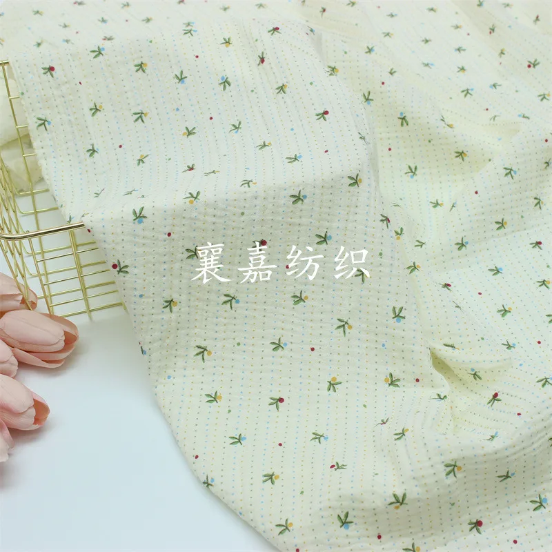 Двойной марлевый креп маленький цветок детская одежда пижамы одеяло нагрудник