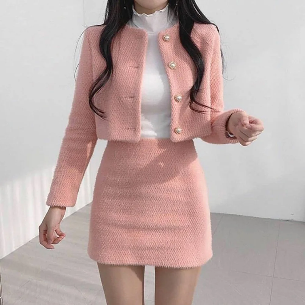 

European and American Women's suit autumn 2022 new temperament cardigan + slim bag skirt wool cashmere knitted two-piece suit