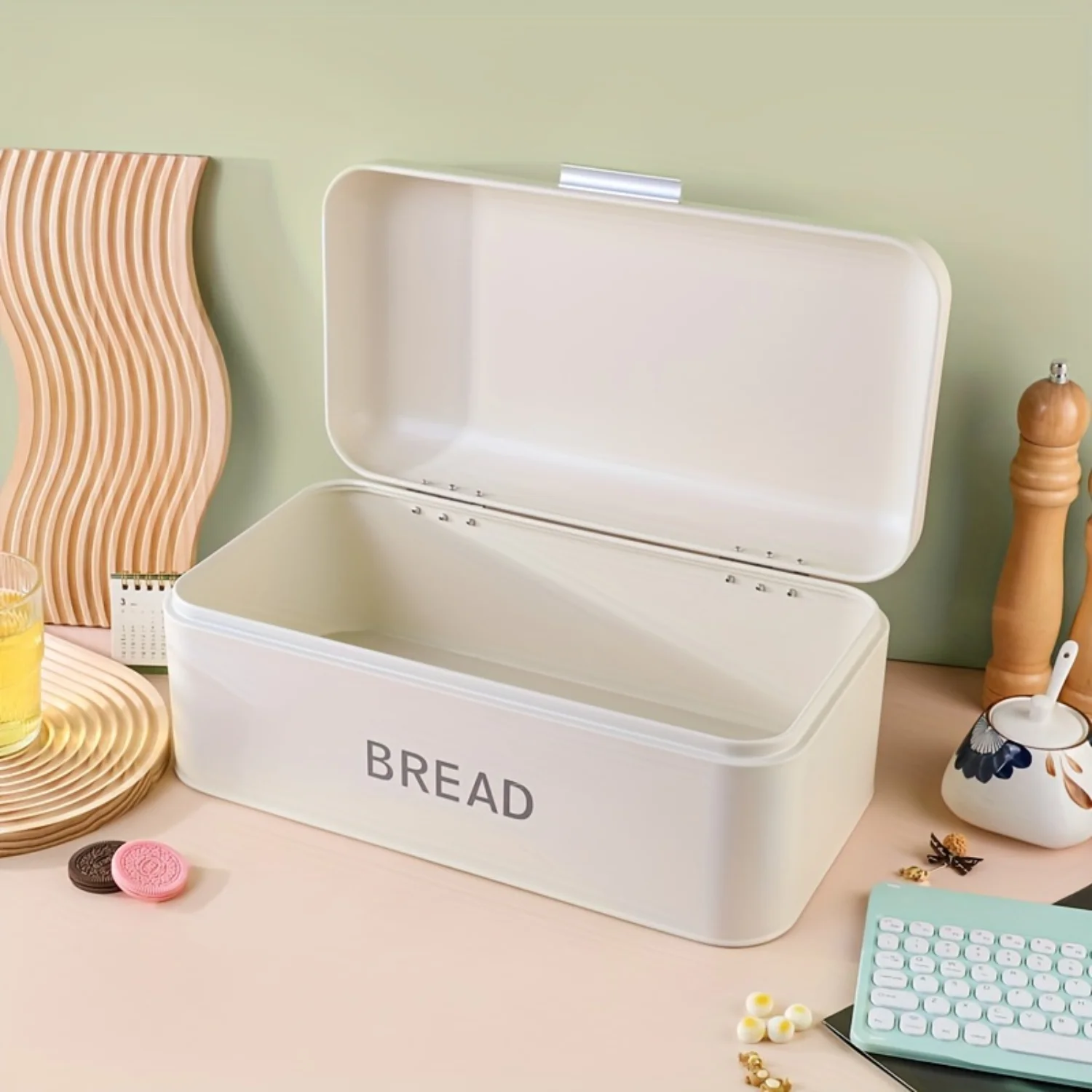 Железная хлебница в скандинавском стиле с откидной крышкой — большая