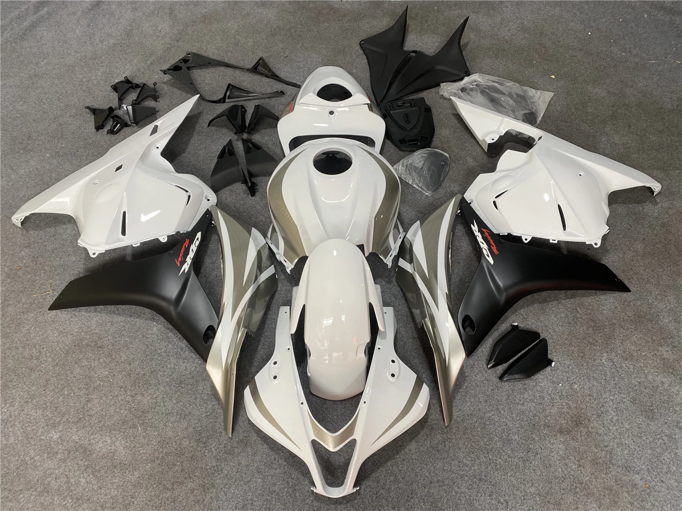 

Обтекатели для мотоциклов CBR600RR 2009 2010 2011 CB600RR F5 09 10 11 12 ABS Комплект Панелей двигателя литьевая форма Y2