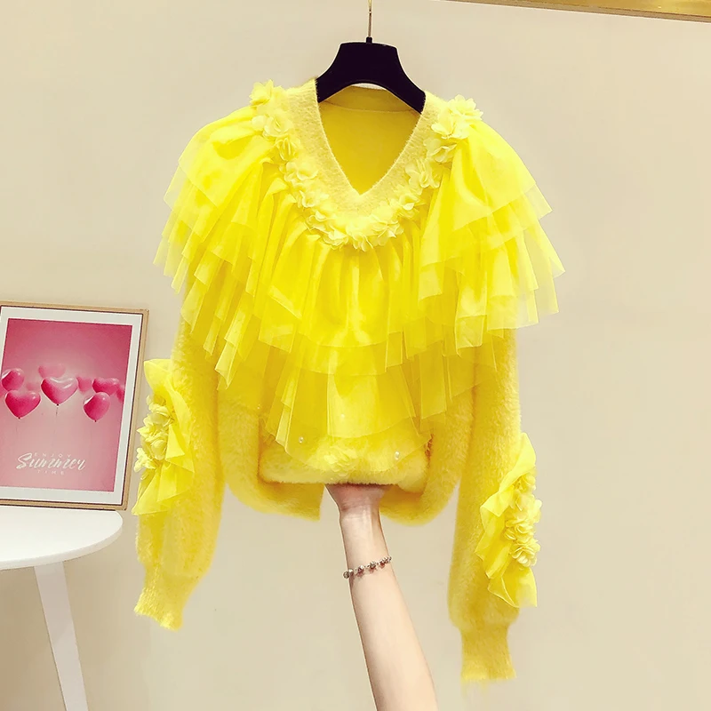 

2021 Winter New Heavy Industry Beads Floral Ruffled V-neck Sweater Women's Sweet Yellow Knitwear Sweaters Girls Knit Top Outwear