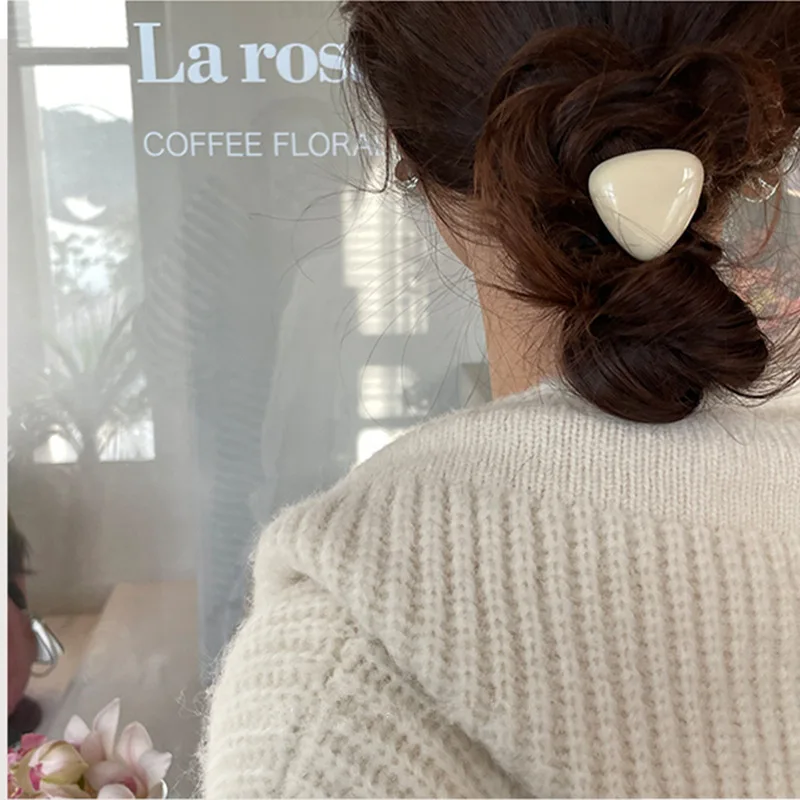 

Vintage Triangle Acrylic Leather Band Hair Tie Rope Scrunchie Women Elastic Hair Rubber Bands Accessories For Girls Tie Hair
