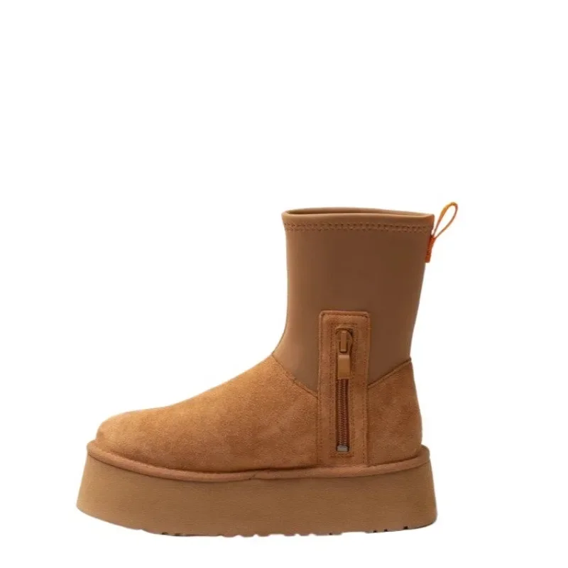 Женские зимние ботинки на плоской подошве с круглым носком