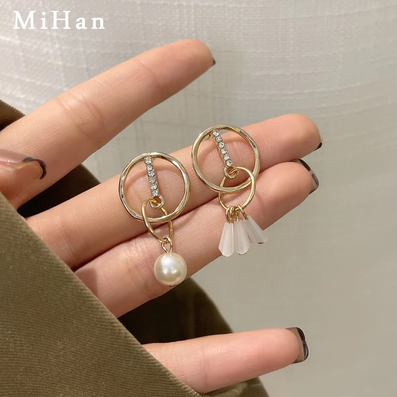 

Mihan S925 needle Modern Jewelry Asymmetrical Earrings 2022 New Trend Crystal Simulated Pearl Drop Earrings For Women Gifts