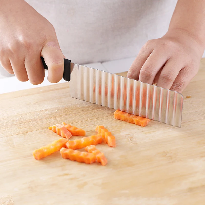 

Stainless Steel Potato Chip Slicer Dough Vegetable Fruit Crinkle Wavy Slicer Knife Potato Cutter Chopper French Fry Maker Tools