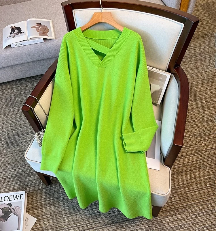 Очень большое женское зимнее вязаное платье-свитер с v-образным вырезом 50 00 кг 200