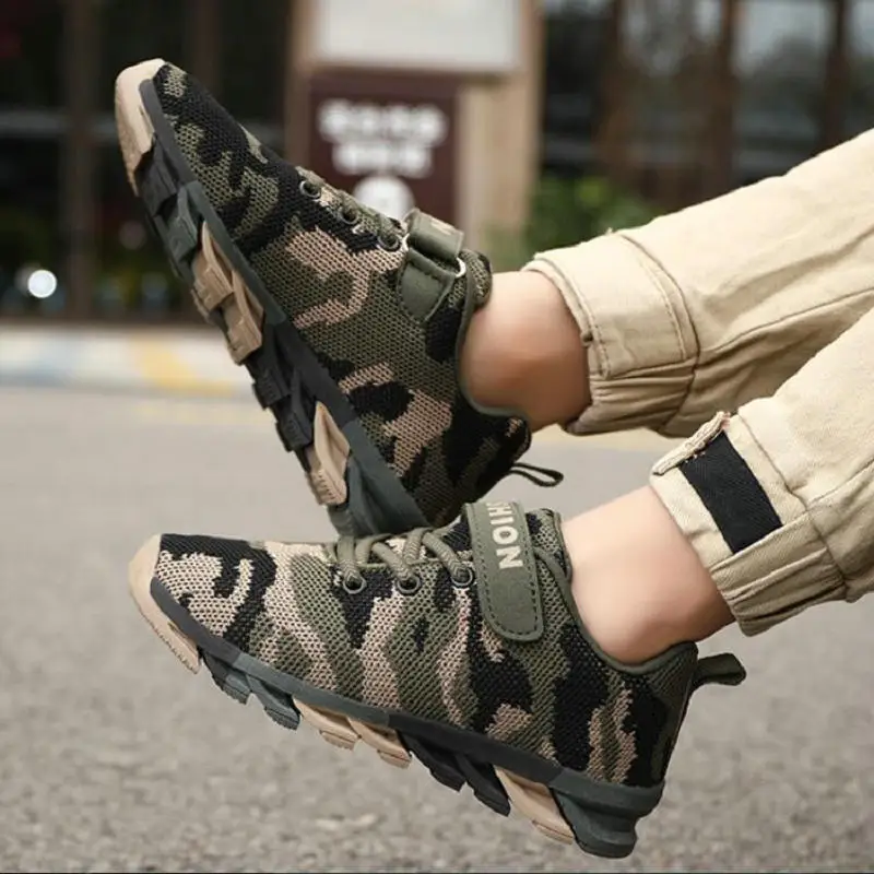 Spring and Autumn Flying Weave Camouflage Boys' and Pupils' Training Shoes Breathable Children's Running Shoes Sneakers