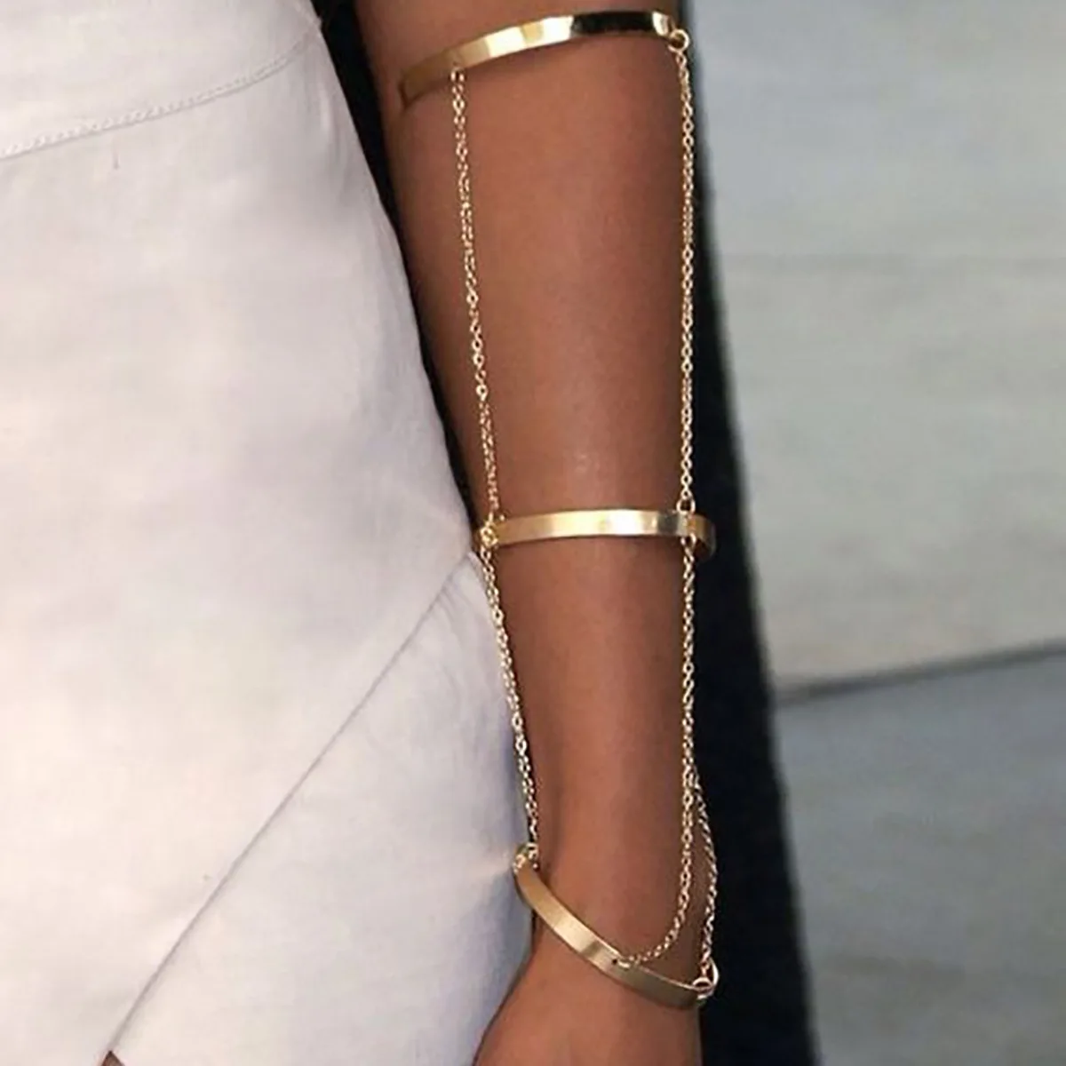 

Glossy Metal Chain Multi Layer Open Bangles for Women Personality Unique Cool Exaggerated Arm Ring Punk Party Fashion Jewelry