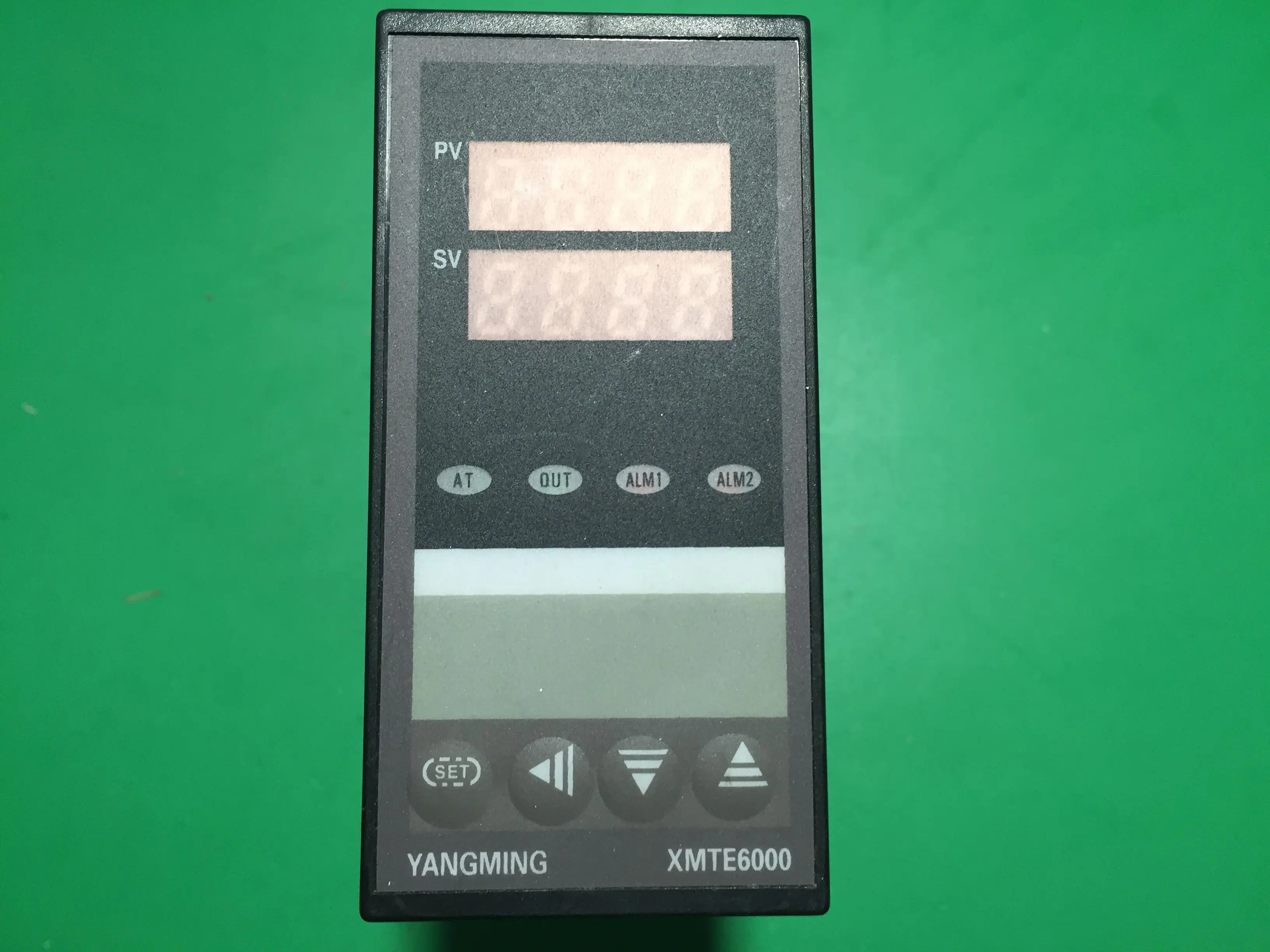 Ningbo Yangming YANGMING Термостат XMTE6000 Series 6302 6312 6332 Длинные умные часы