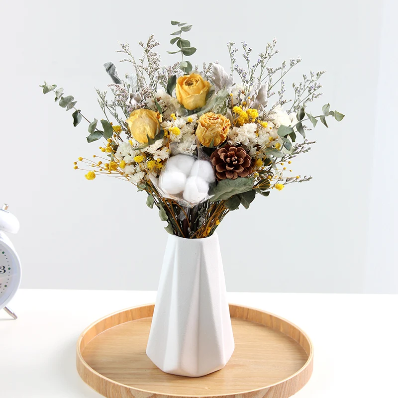 

Immortal Flower Natural Rose All Over The Sky Star Dried Flowers Eucalyptus Bouquet Home Living Room Table Decoration Ornaments