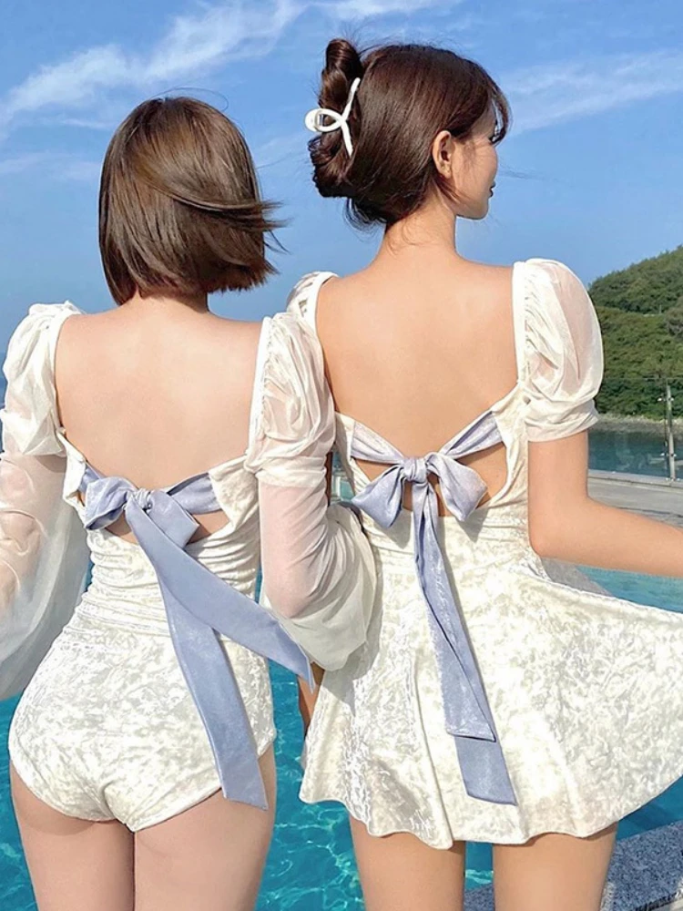 

Sister White One Piece Backless Swimsuit Women Backless Bow Tie Square Collar Hot Spring Vacation Swimwear Female Bathing Suit