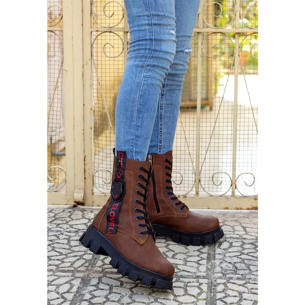 

Dorlie Kade Tan нубуковая почта