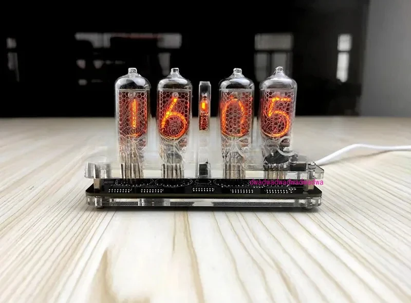 DYKB 4-значные часы IN-8 Nixie IN8 Часы
