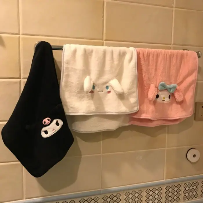 

Мультяшное полотенце Kuromi Melody аниме Sanrio аниме периферийное Коралловое бархатное впитывающее полотенце для лица плюшевое удобное тканевое полотенце