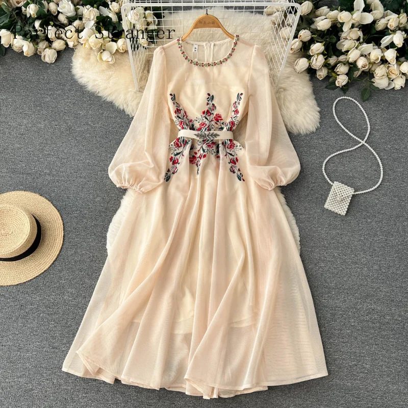 2023 Spring New Arrival Elegant Flower Embroidery Beads Decorated Long Sleeve Long Sleeve Maxi Dress For Women