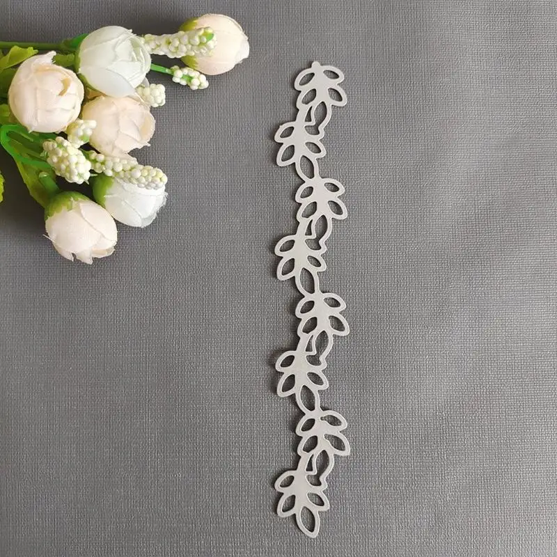 Пресс-формы для скрапбукинга OOTDTY Листья |