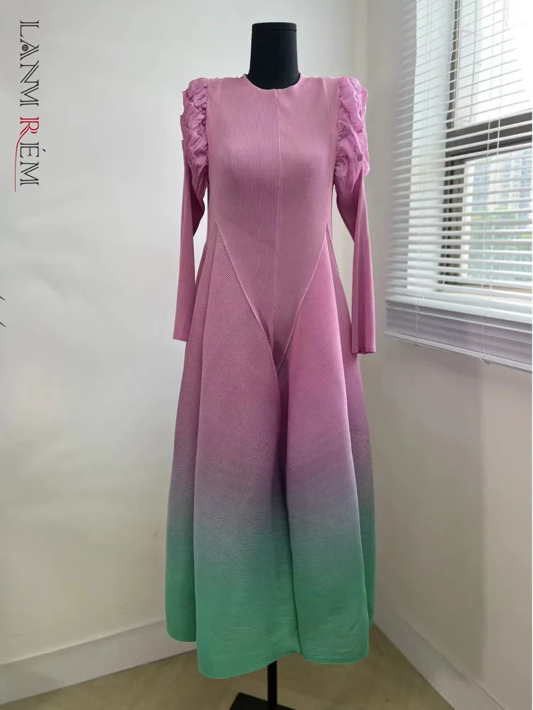 

LANMREM Gardient Printing Pleated Belt Dress For Women Round Neck Long Sleeves Designer A-line Fashion Clothes 2023 New 32D858