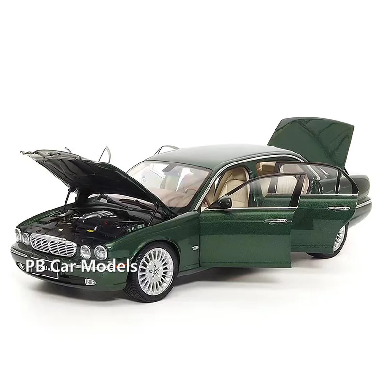 

Почти Настоящая модель автомобиля AR 1/18 XJ6 X350 в подарок друзьям