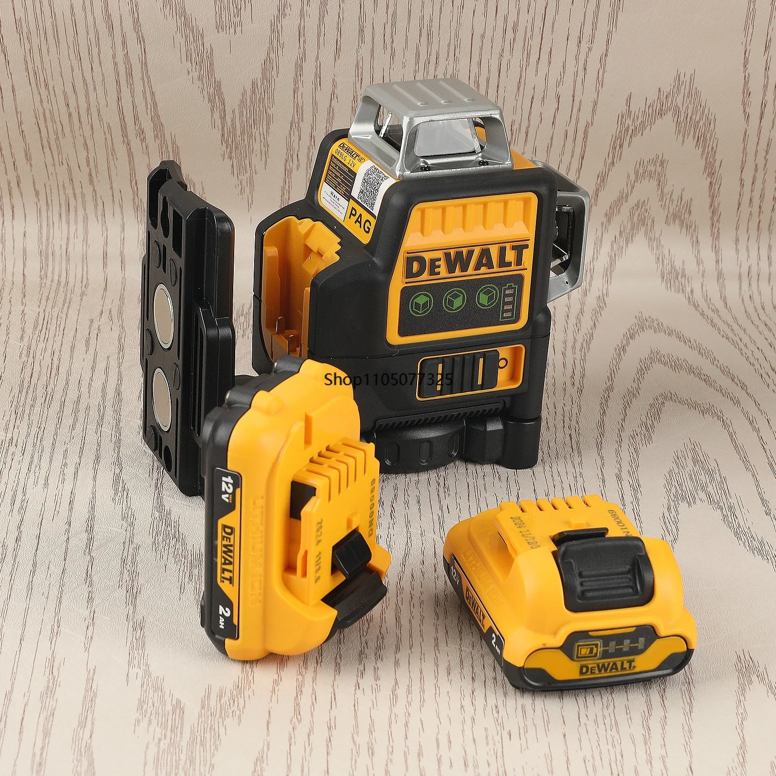 

DEWALT DW089LG 3-сторонний самовыравнивающийся лазерный уровень
