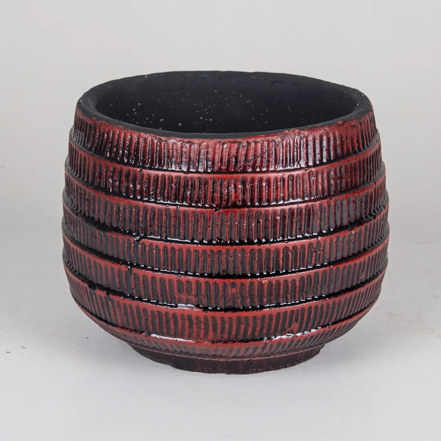 

Verya cartoon pattern large size burgundy black concrete flower pot 2,5 Lt