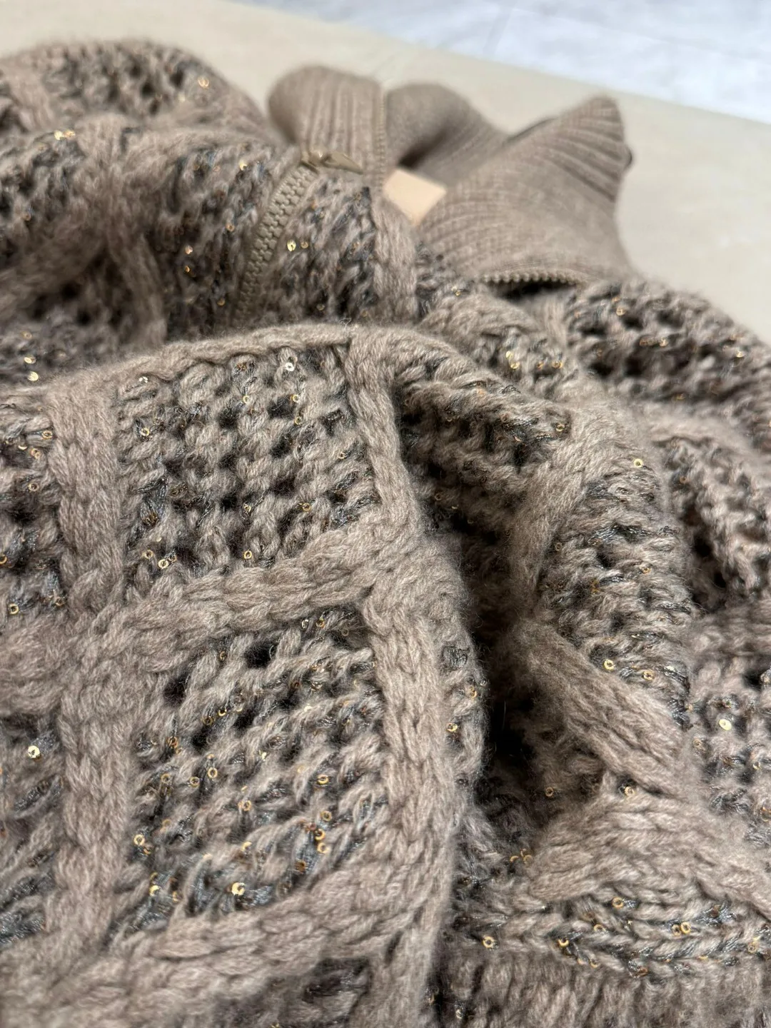 Осенний Женский кашемировый вязаный кардиган с блестками и длинными рукавами