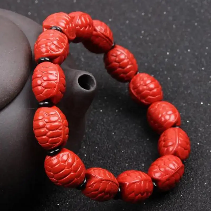 

Натуральный красный браслет из искусственной кожи