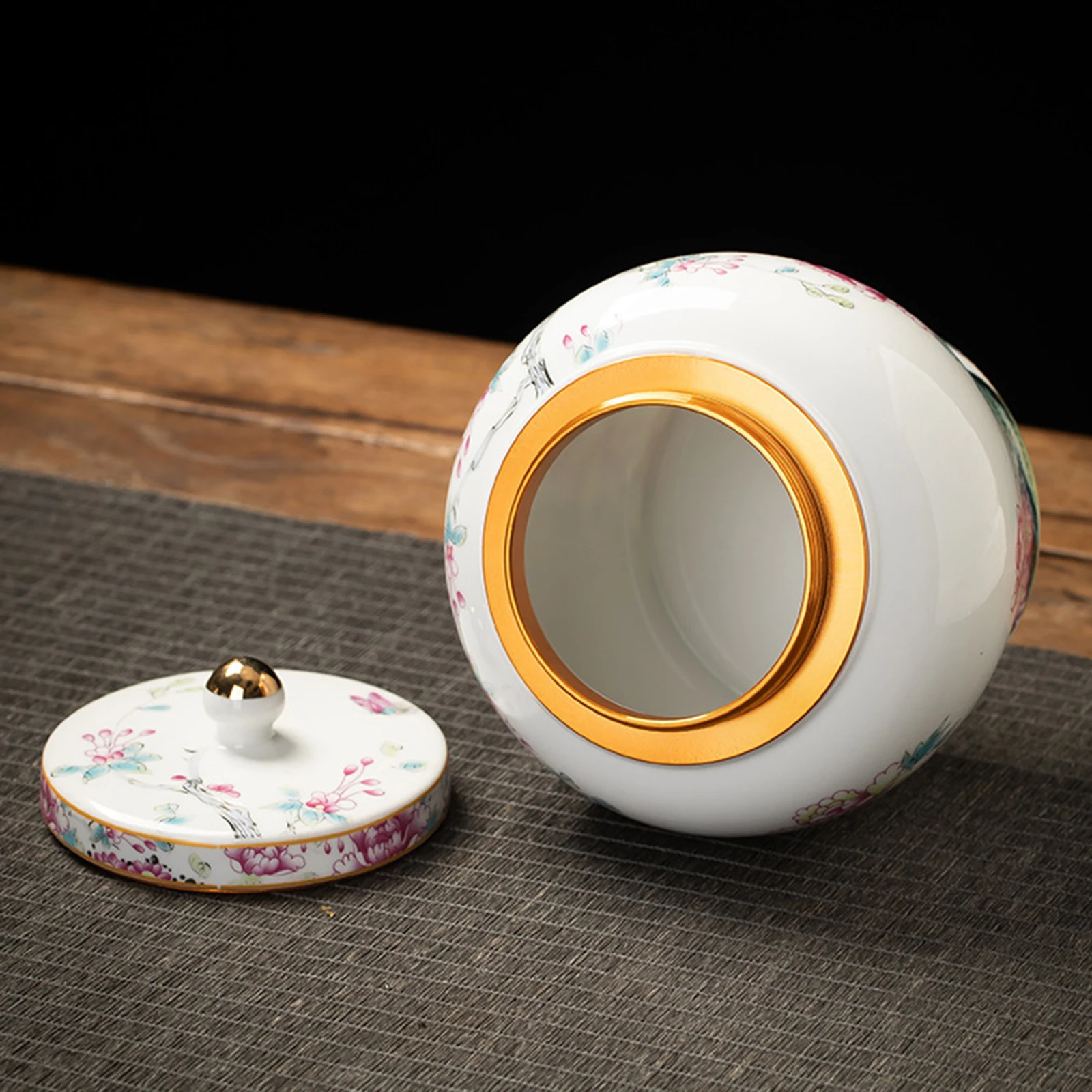 Керамическая банка для хранения чая